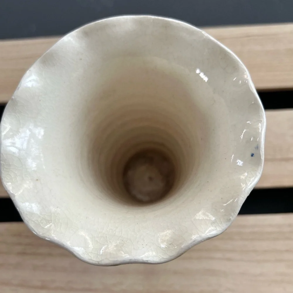 Floral Ceramic Vase with White Flowers - Picture 5 of 5